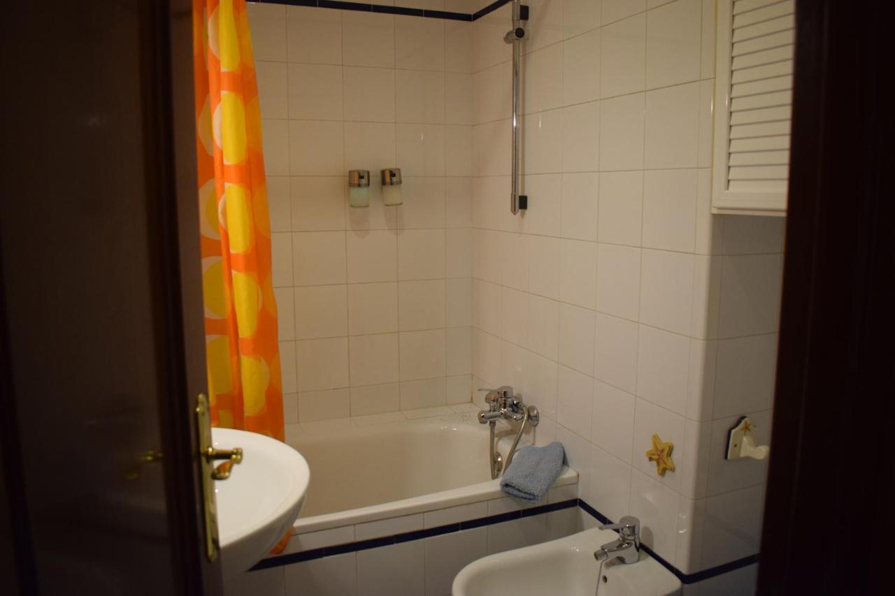 Duplex Donkey Parking Apartment Seville Exterior photo